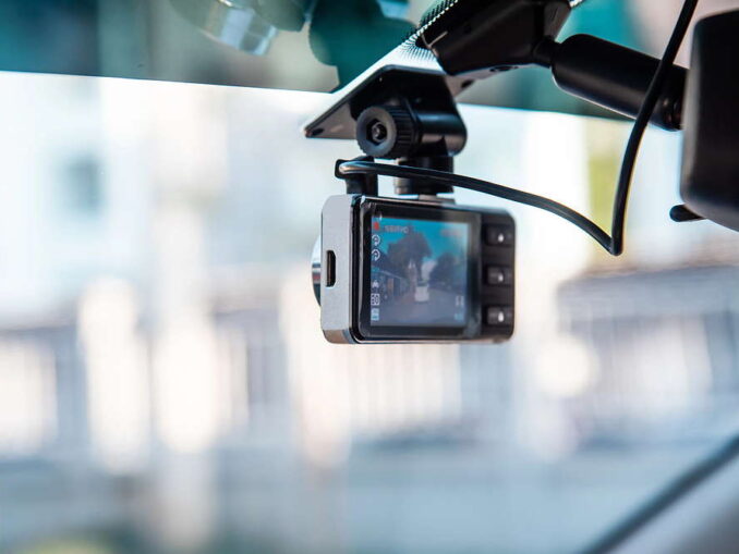 Finde die perfekte Dashcam für dein Auto