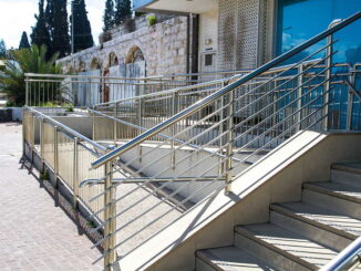 Nachhaltige Geländer: Wie Materialwahl Umwelt und Lebensdauer beeinflusst